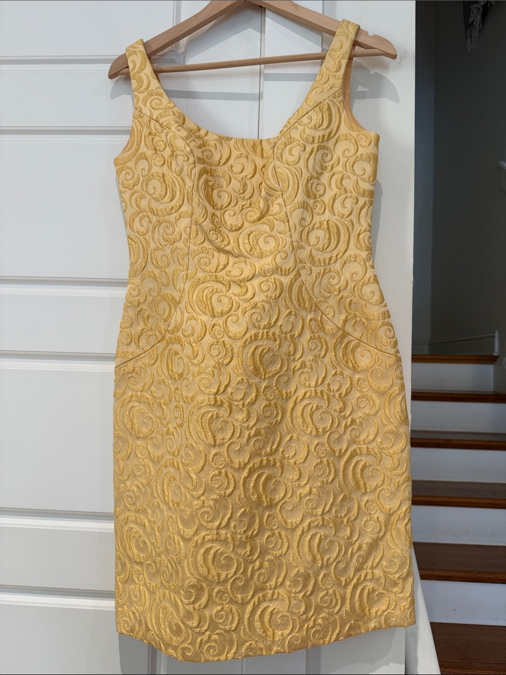 1960s Vintage Union Made Yellow Sleeveless Textured Sheath Dress - size 10